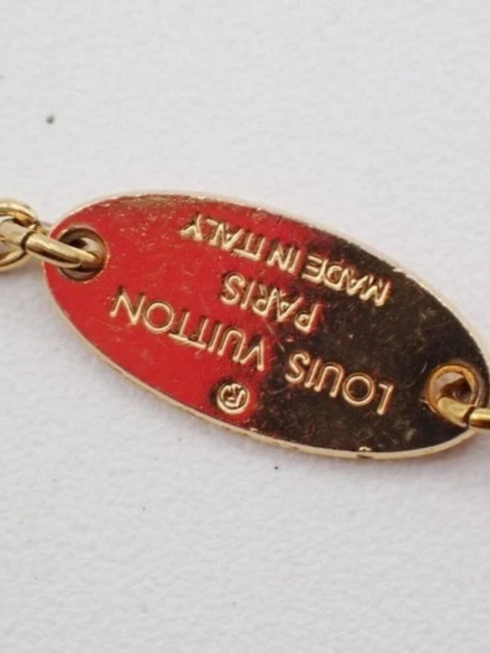 LOUIS VUITTON LV Logo Essential V Bracelet Gold-Plated Italy M61084 36RL847 - Picture 7 of 13